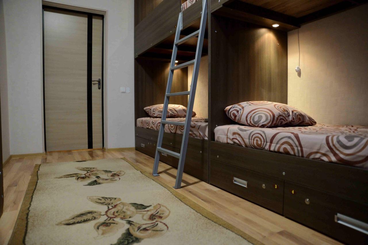 Rivne Hostel Zewnętrze zdjęcie