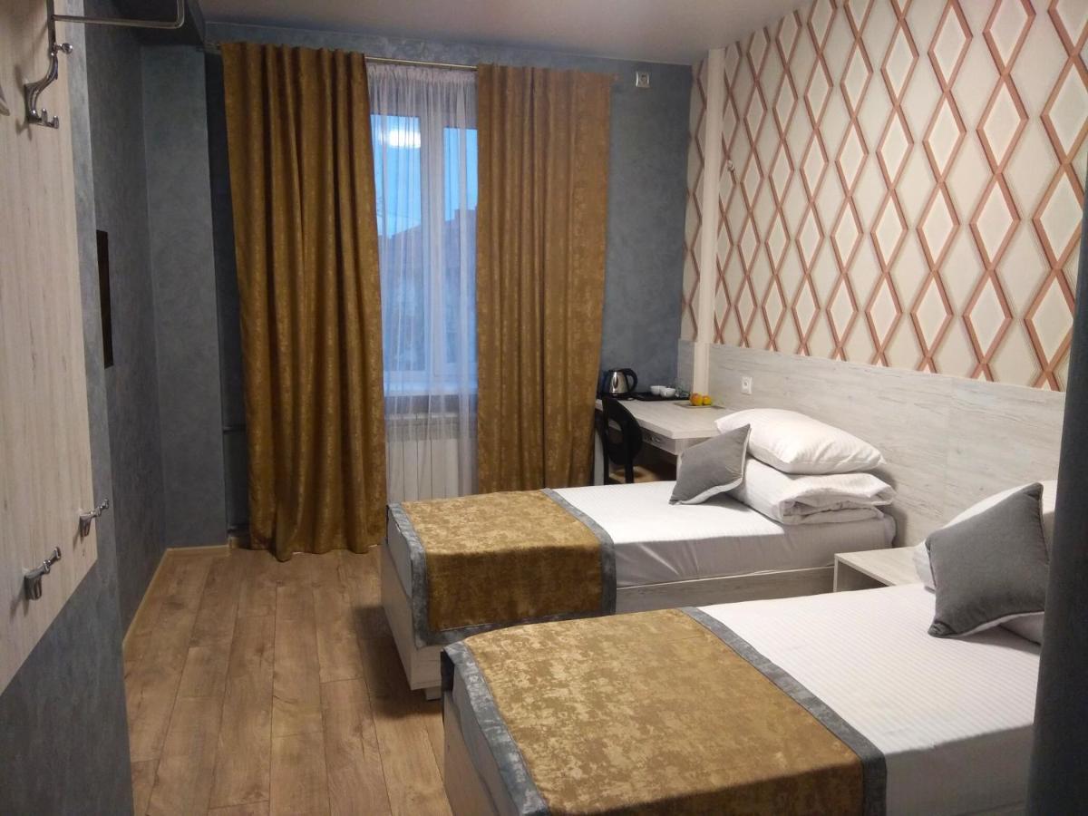 Rivne Hostel Zewnętrze zdjęcie